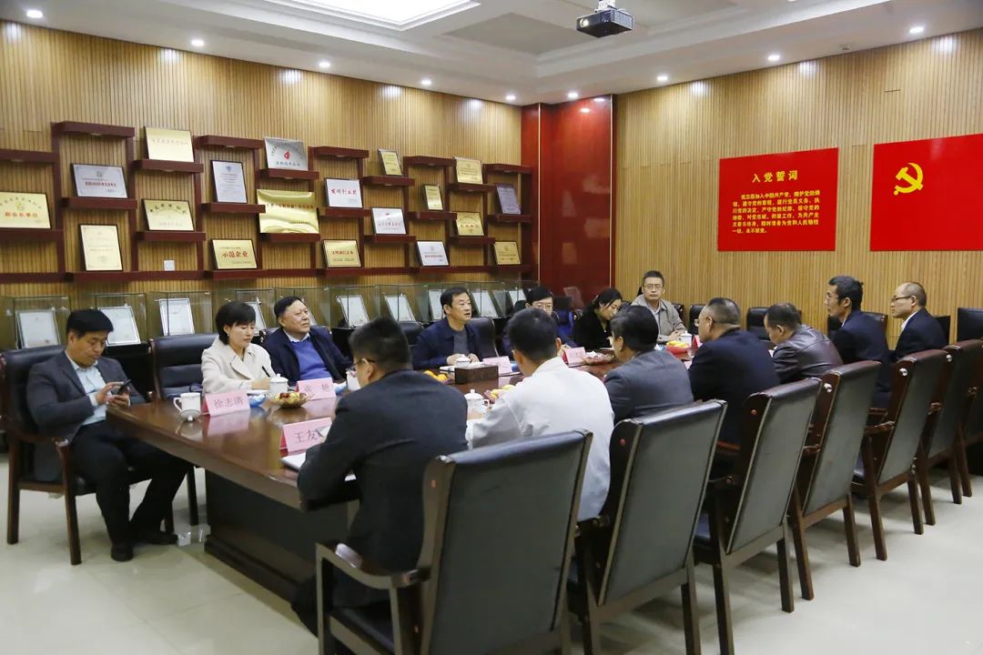 ��������רעΪ����·���ϵ�����ƽ̨